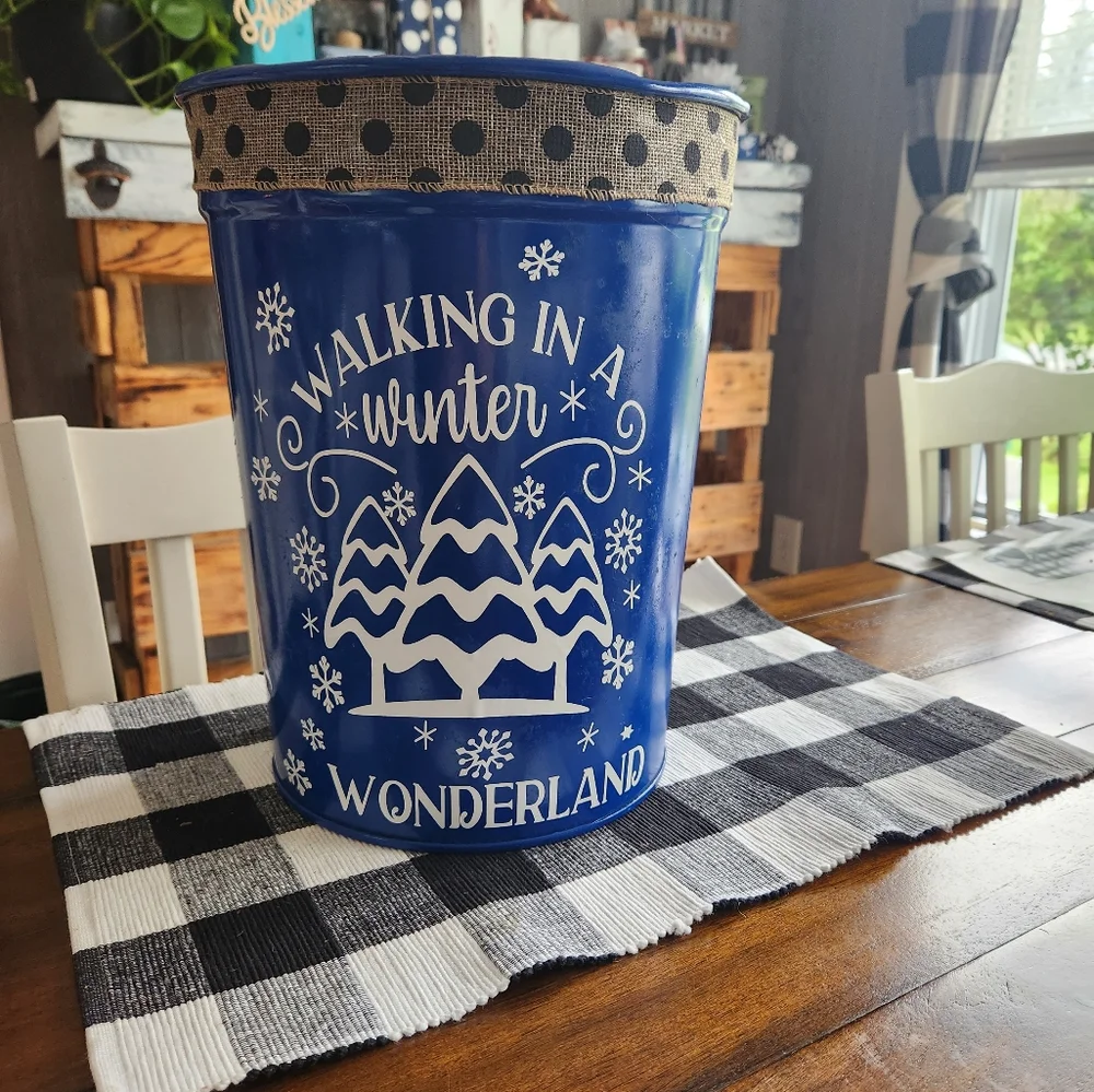 Rustic holiday decor - Picture 2 of 3